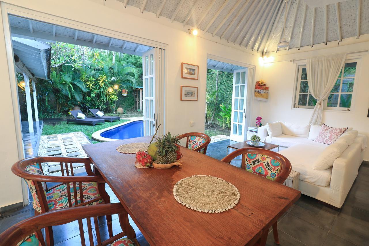 Villa Amalfi Seminyak  Exterior photo